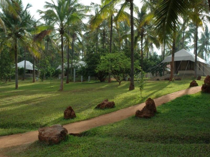 Shreyas Retreat Hotel Nelamangala Exterior foto